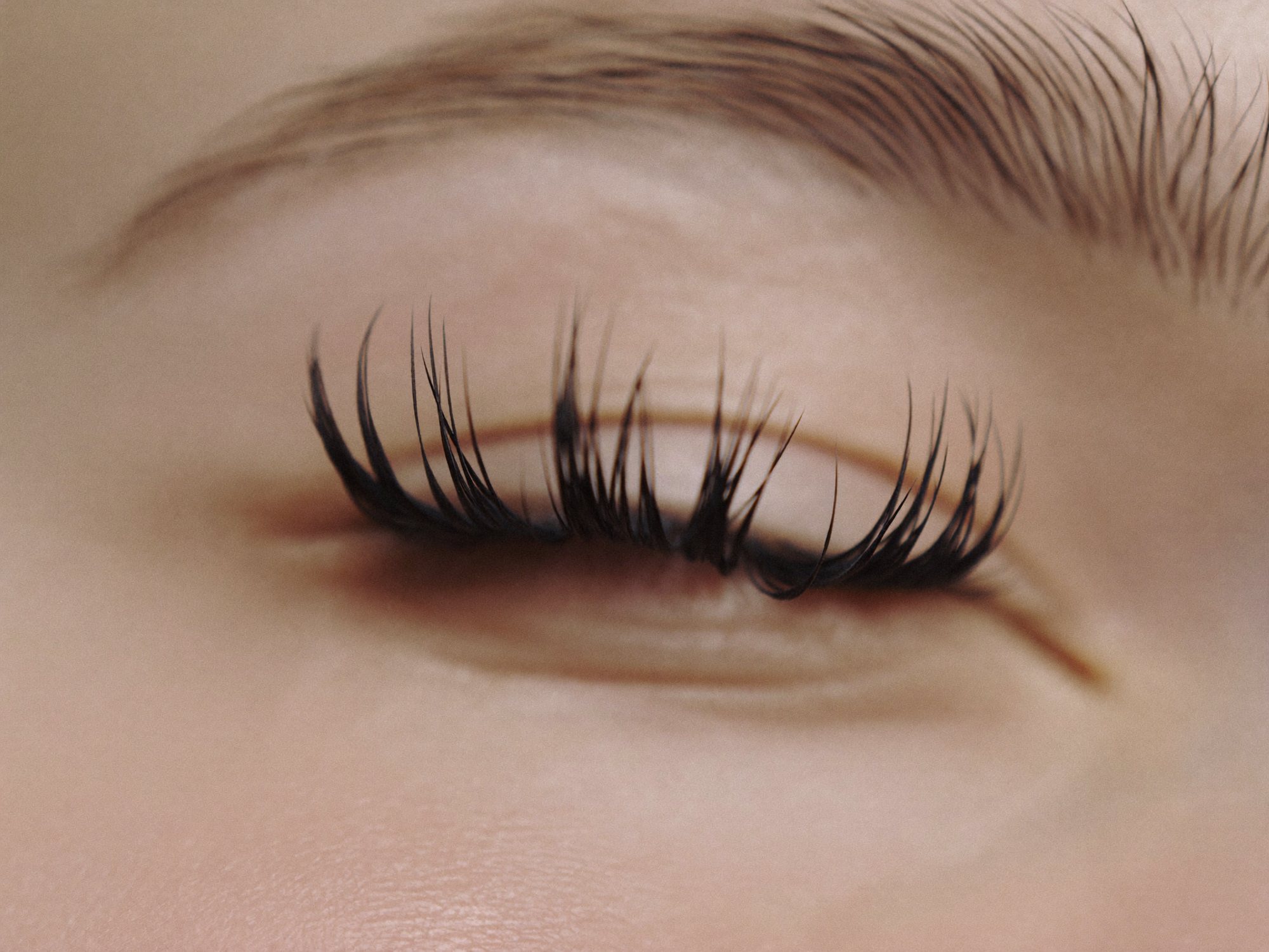 Gelifte natuurlijke wimpers na een Korean lash lift